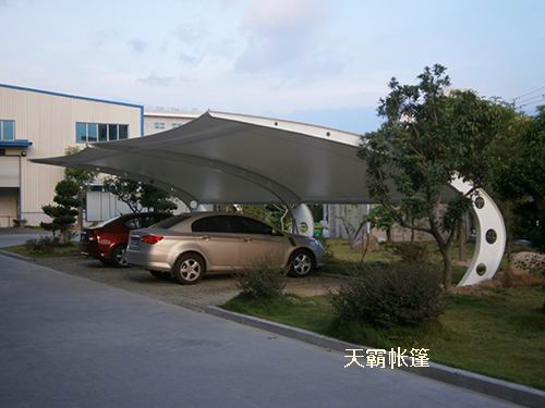 膜结构停车棚——-为您的爱车找个遮阳挡雨的好港湾吧