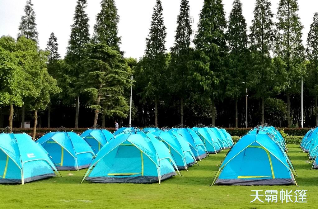 萍乡武功山“帐篷节”亮相长沙地铁五一广场站1号通道